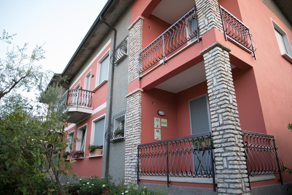 B&B La Dimora Del Garda Sirmione Eksteriør billede