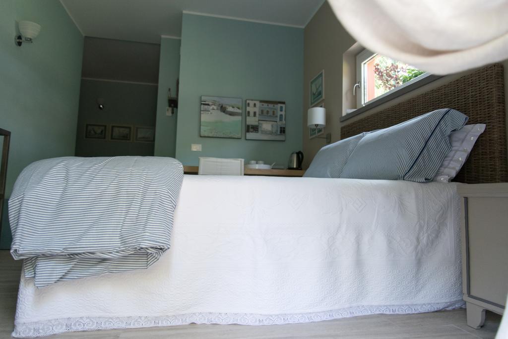 B&B La Dimora Del Garda Sirmione Værelse billede