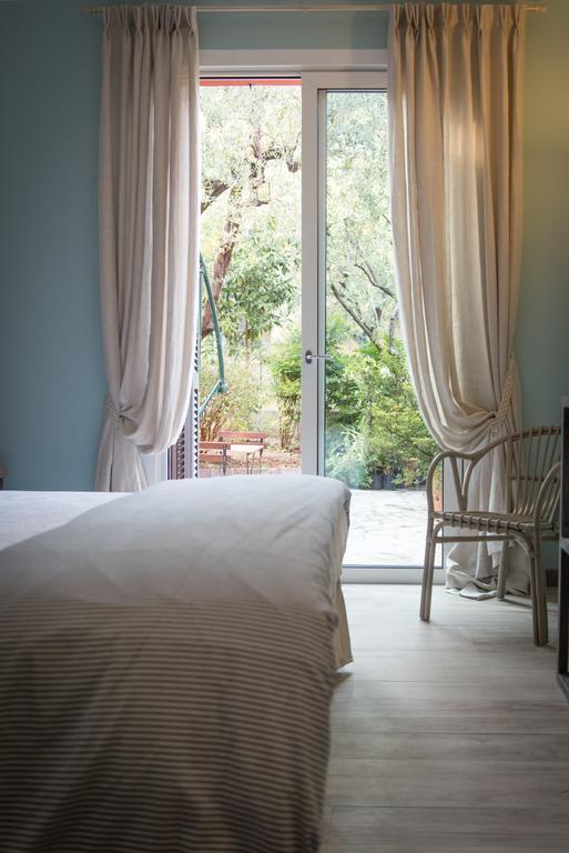 B&B La Dimora Del Garda Sirmione Værelse billede