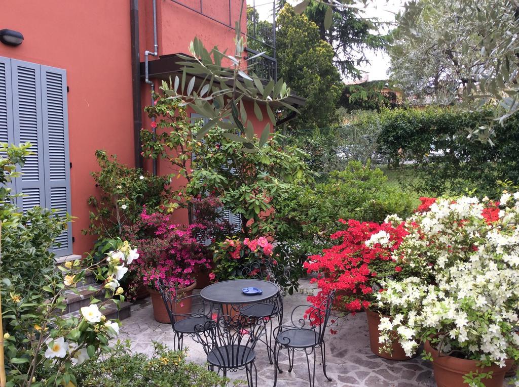 B&B La Dimora Del Garda Sirmione Eksteriør billede