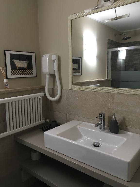 B&B La Dimora Del Garda Sirmione Eksteriør billede