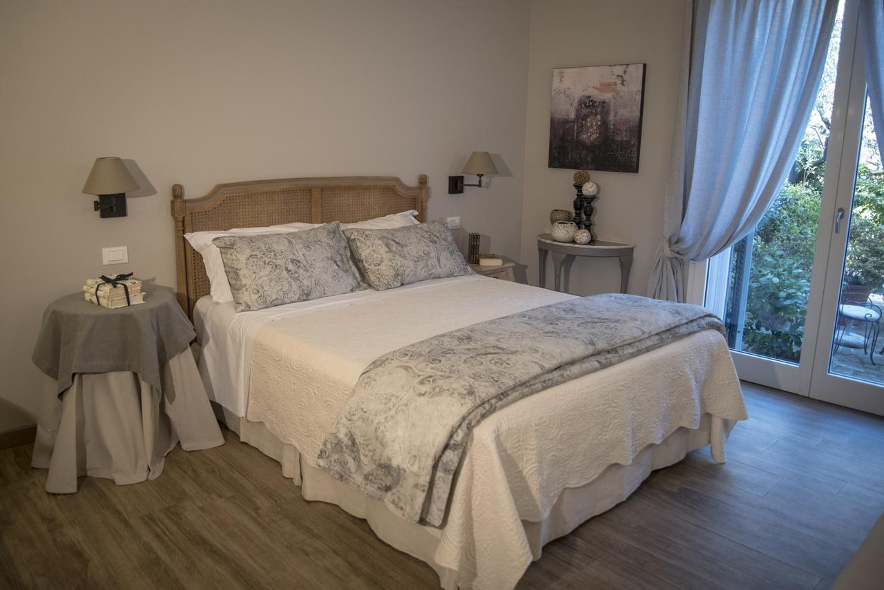 B&B La Dimora Del Garda Sirmione Eksteriør billede